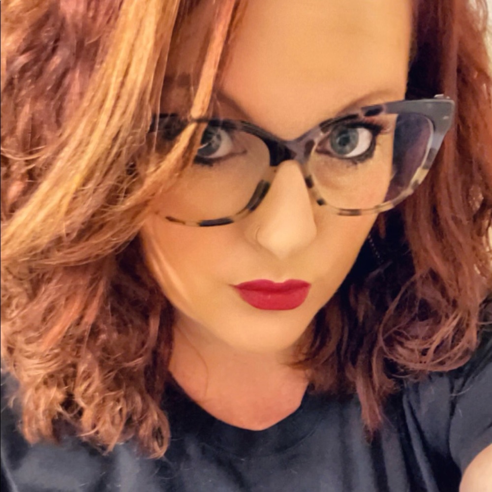 Meet your Posher, Laicy